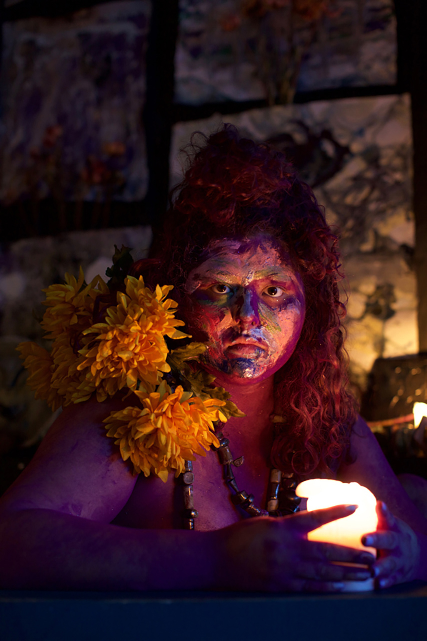 Dove Drury Hornbuckle Vision of Violet